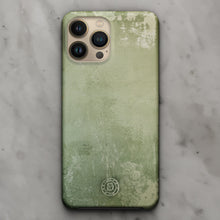  Green Studio Backdrop Snap Phone Case